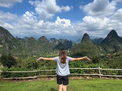 Windhorse Tour-成都必去景点