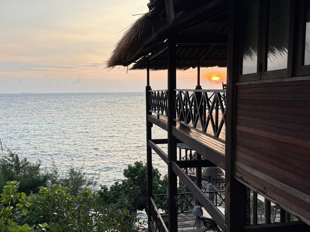 布里维阿苏尔尼礁湖度假村主图