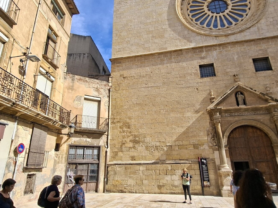 Prioral Sant Pere-雷乌斯必去景点