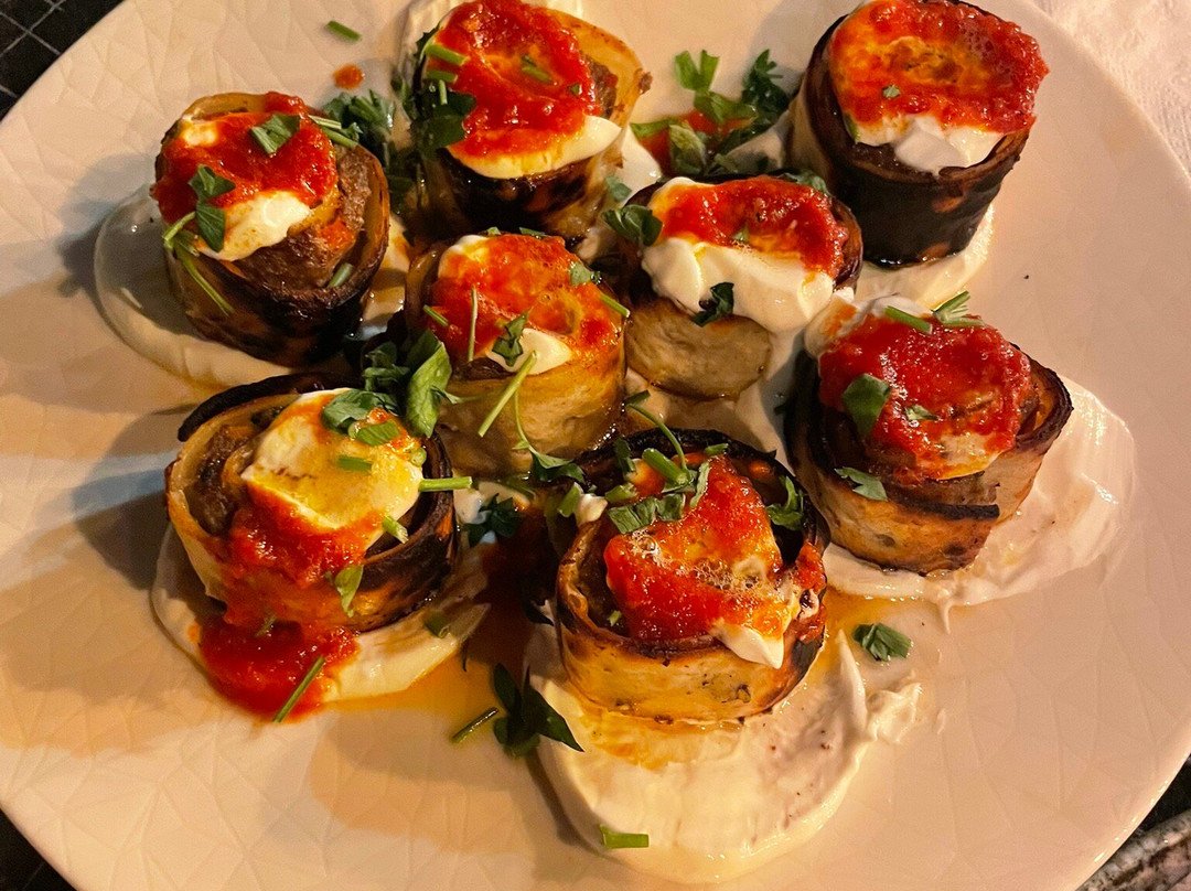 Mugo's Restaurant