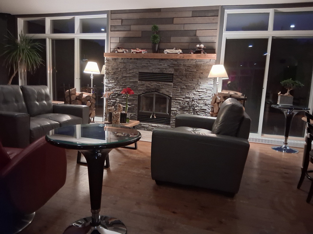 Auberge Aux Quatre Matins主图