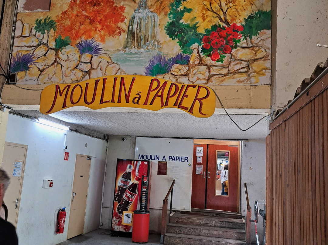 Moulin à Papier Vallis Clausa-泉水小镇必去景点