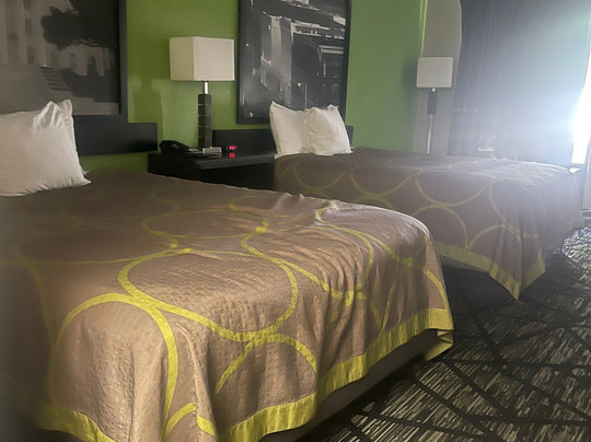 Super 8 by Wyndham Mobile主图