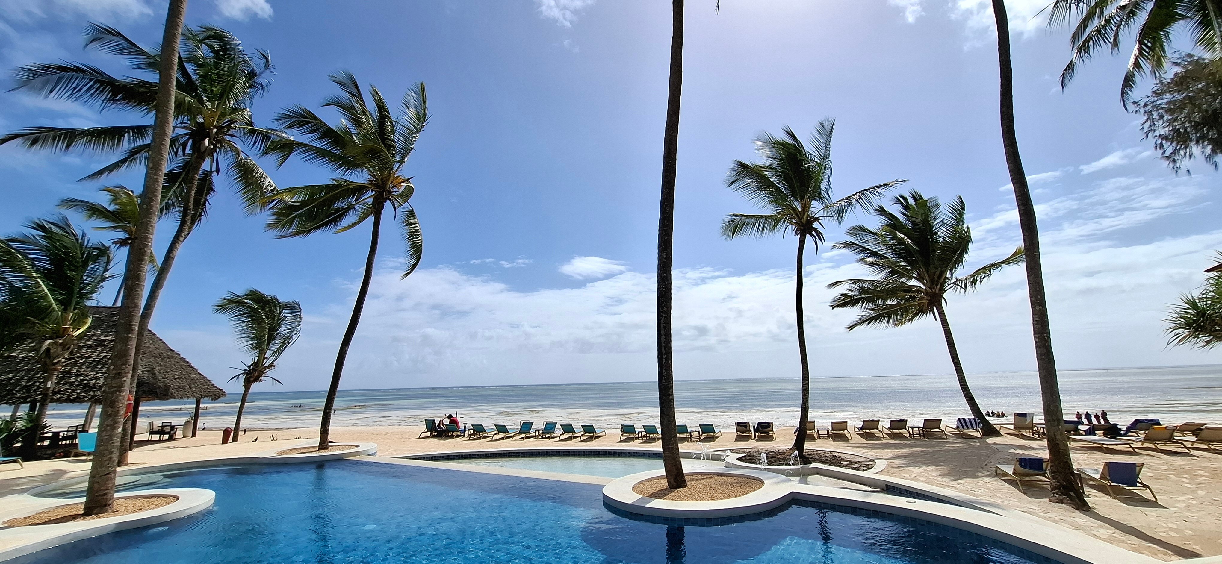 蓝色海湾度假酒店及水疗中心-泳池