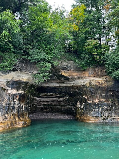 Glass Bottom Shipwreck Tours-缪尼辛必去景点
