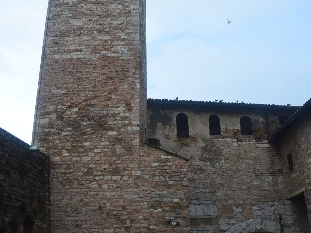 Porta Consolare-Spello必去景点