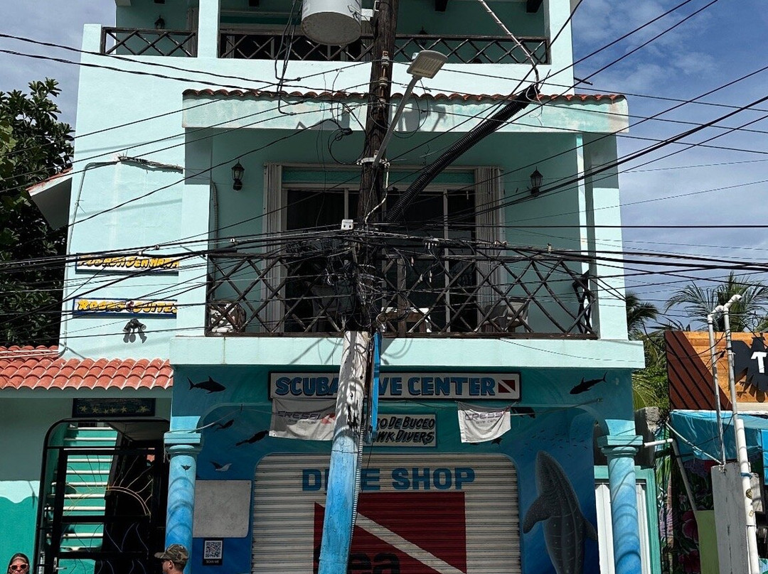 Sea Hawk Divers-女人岛必去景点