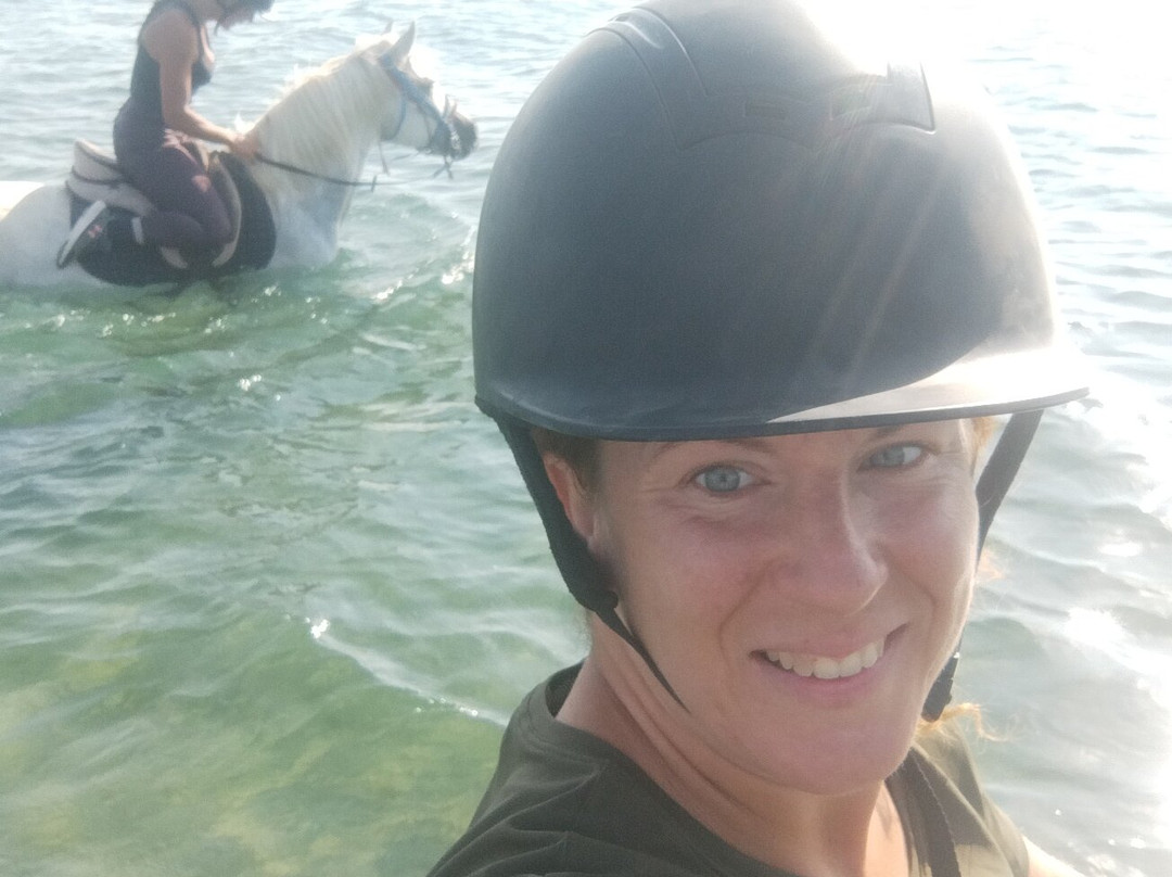 Darko World Horse Riding-Livanates必去景点