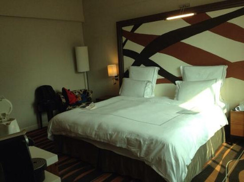 琶拉帝诗新加坡茂昌阁于克拉码头主图