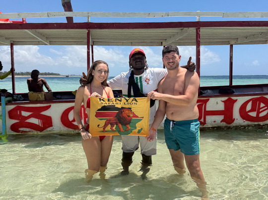 Kenya Safari Lion-瓦塔木必去景点