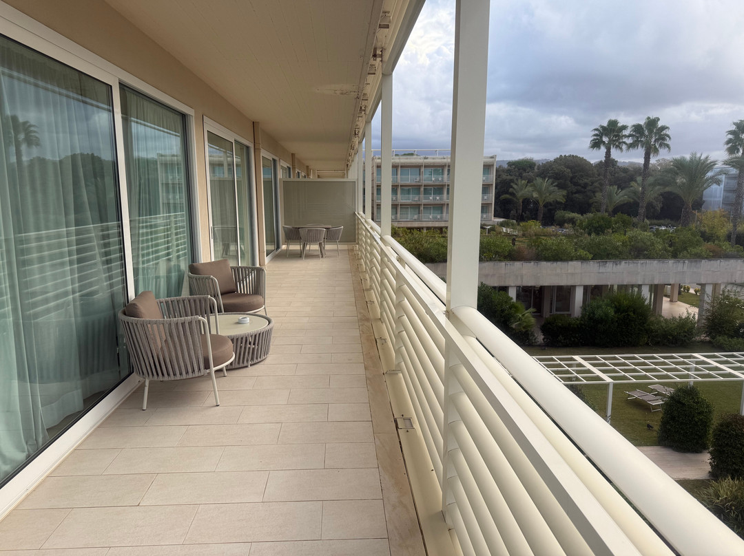 韦西利亚乌纳酒店主图