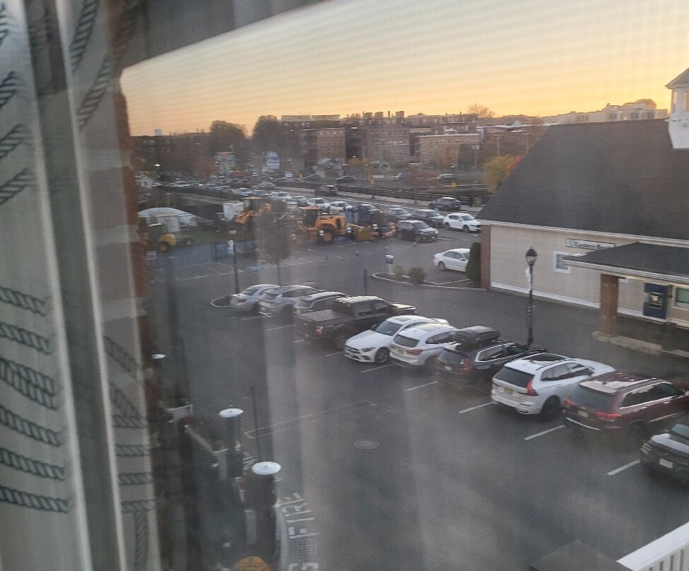 塞勒姆海滨酒店及套房主图