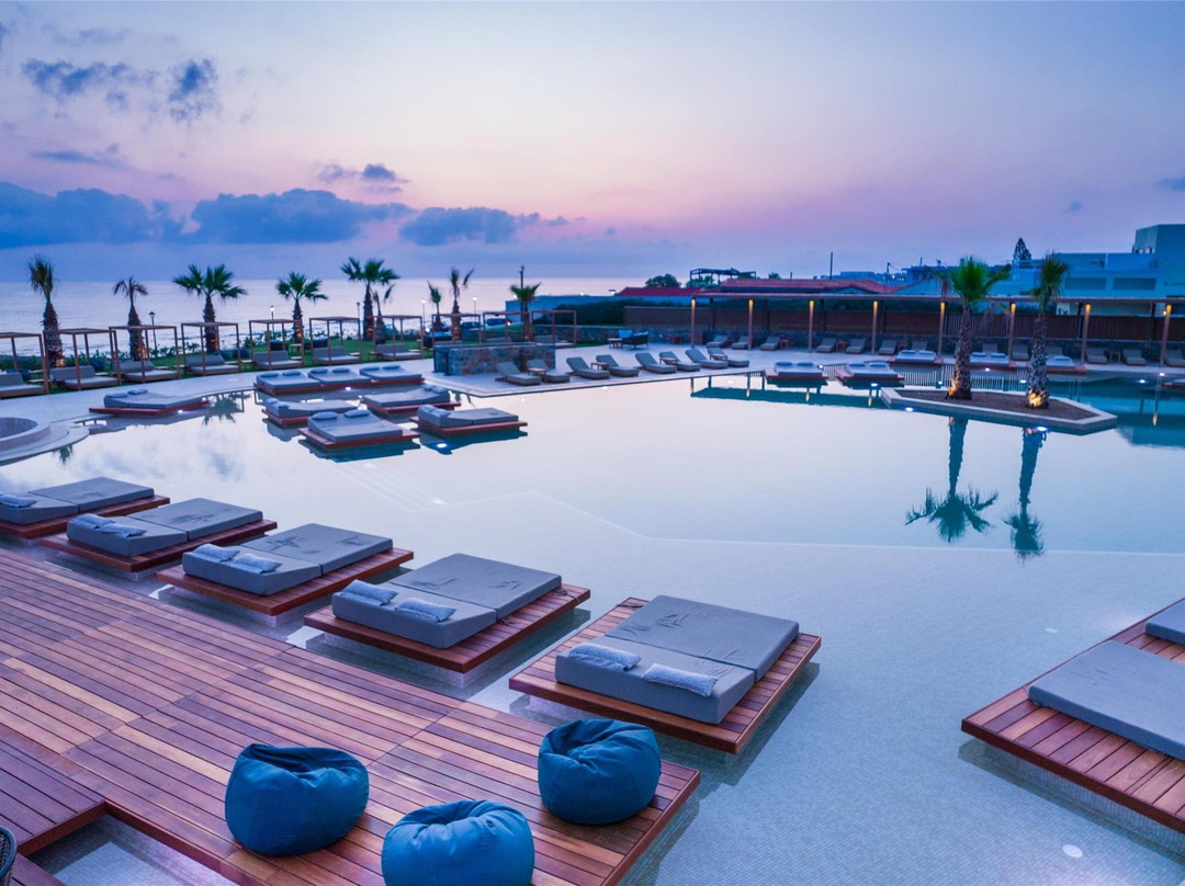 Senseana Sea Side Resort & Aquadventure