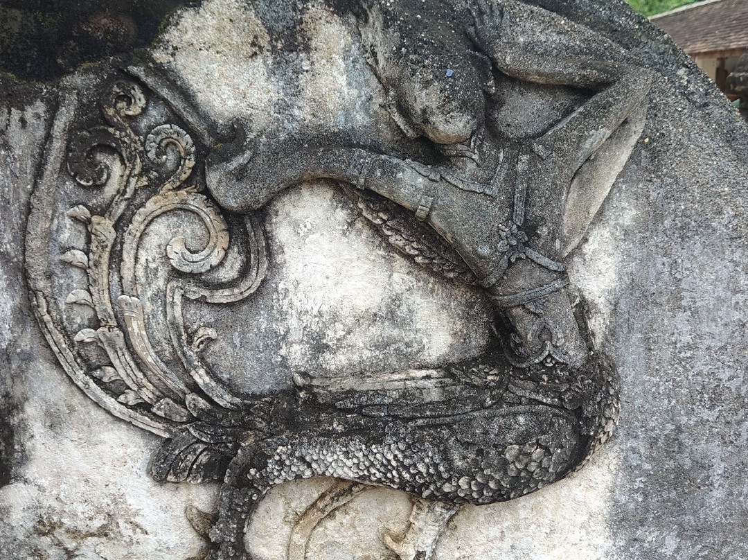 Wat Lai Hin Luang-阁卡必去景点