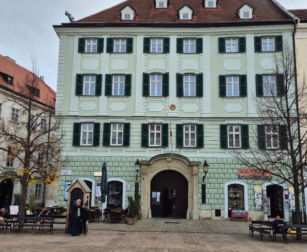 The Miners Coffee TownHall主图