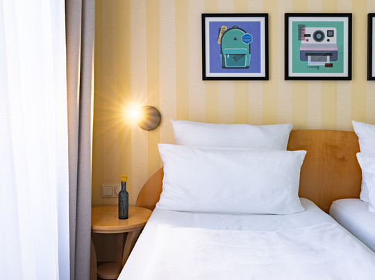 柏林克洛普里浪漫酒店主图