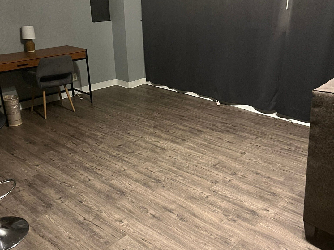 斯坦福德套房酒店主图