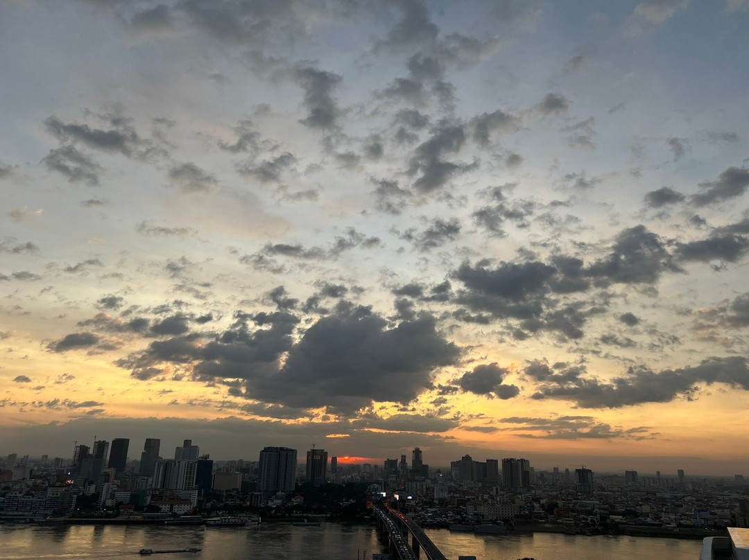 The Peninsula Phnom Penh主图