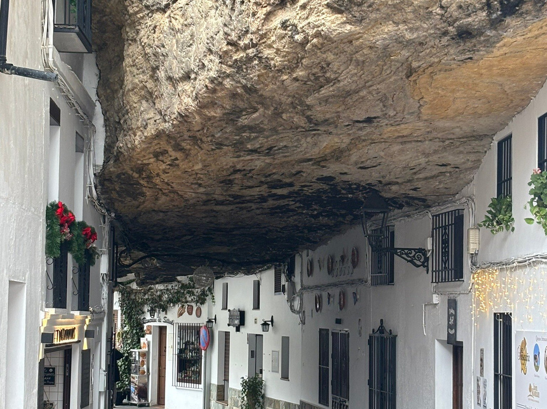 Calle Cuevas De La Sombra-Setenil de las Bodegas必去景点