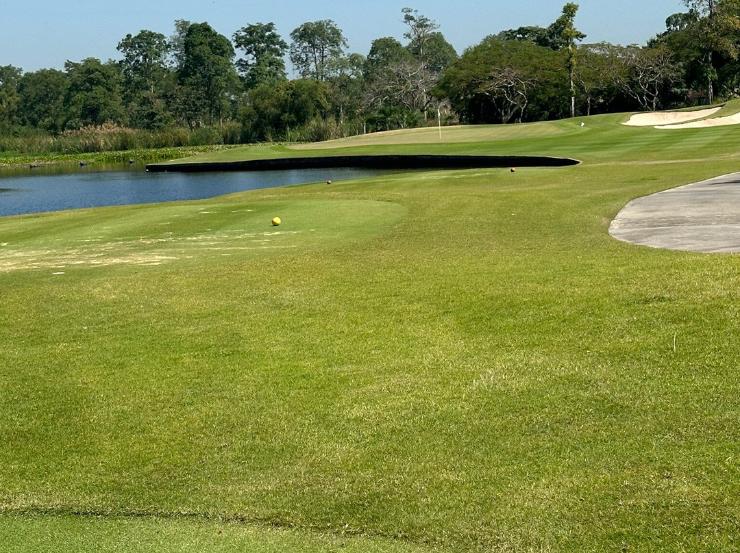 Royal Bang Pa-in Golf Club-挽巴茵必去景点