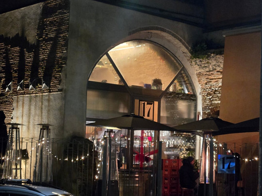 17 Enoteca Gourmet