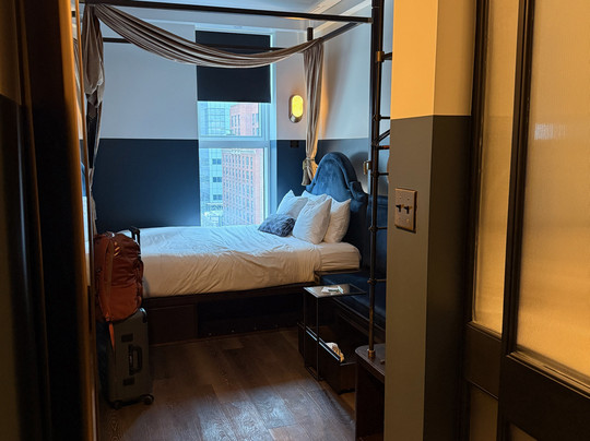 CIVILIAN Hotel主图