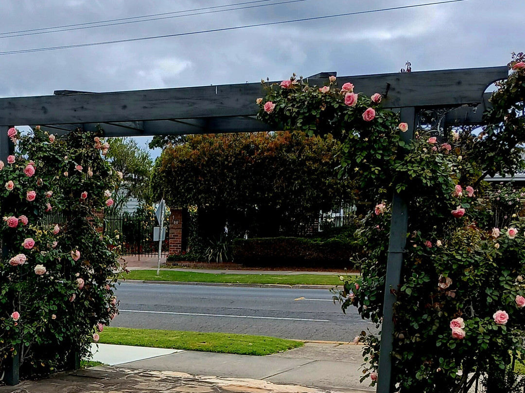 莫宁顿布鲁克兰酒店主图