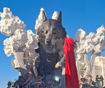 维亚雷焦狂欢节-维亚雷焦必去景点