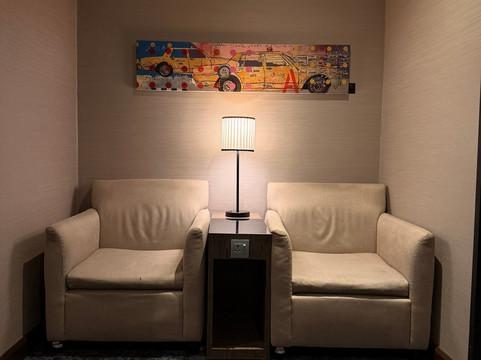 Golden Lounge-雪邦必去景点