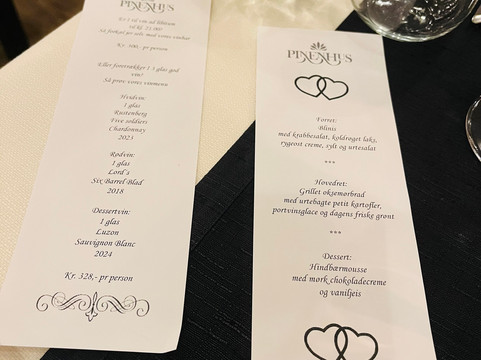 皮奈霍斯酒店主图