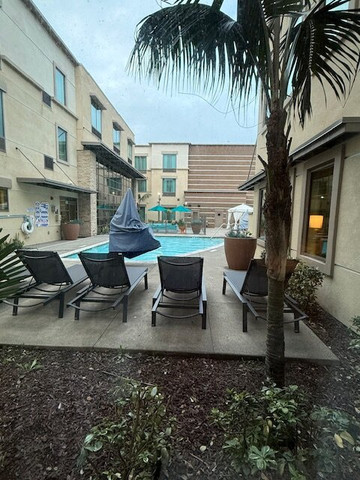 欢朋酒店及套房-米申维耶霍主图