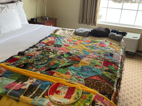 圆石套房酒店-拉格比主图