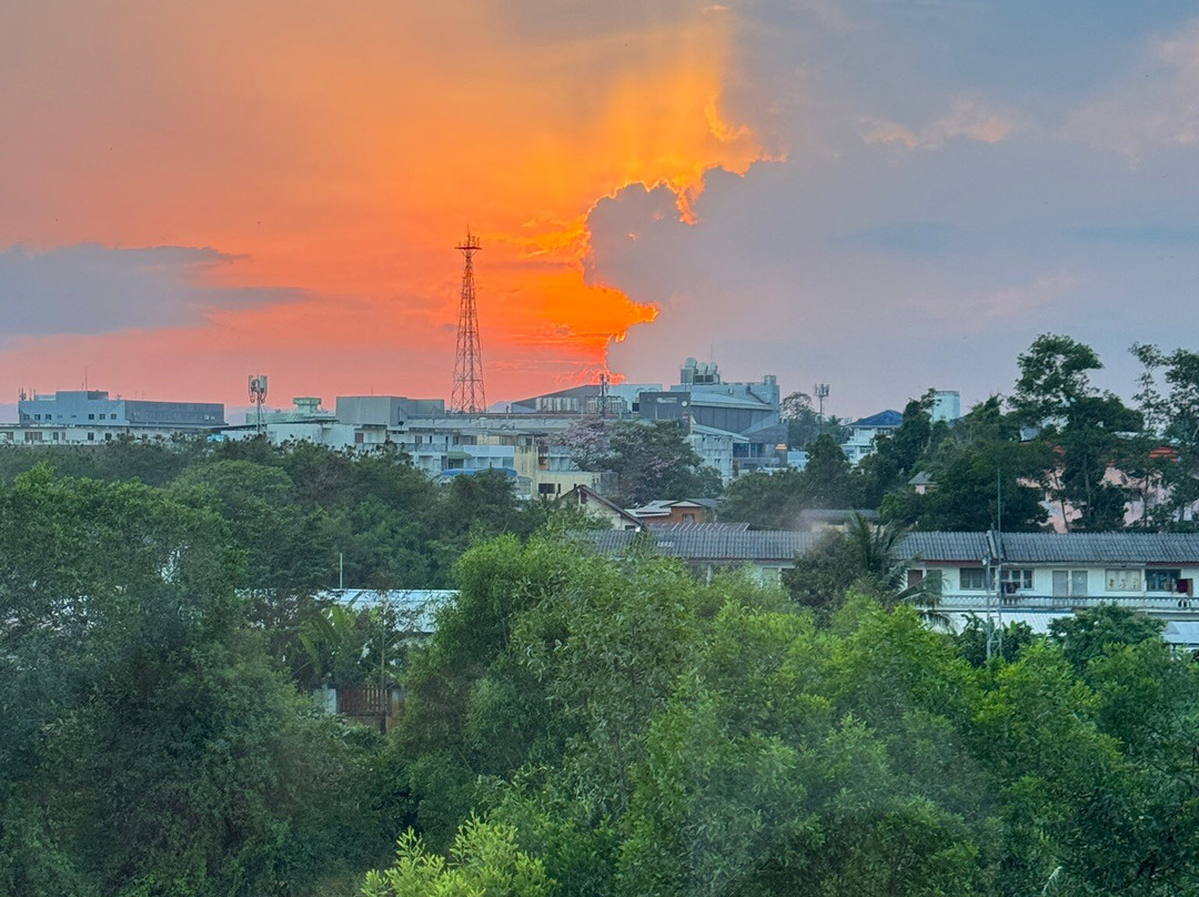 合宾酒店青蓬主图