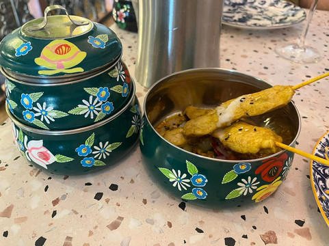 Nok's Edinburgh主图