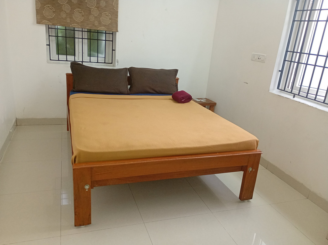 Royal Beach Service Apartment主图