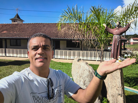 Acólitos Paróquia São Francisco de Assis Monte Verde-MG-蒙特贝尔德必去景点