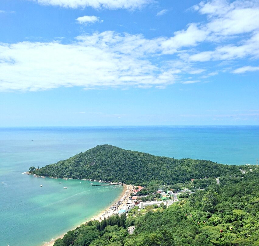 Praia das Laranjeiras-康泊琉海水浴场必去景点