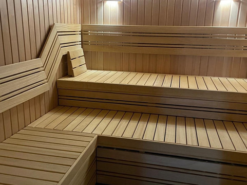 沃茵斯基Spa酒店主图