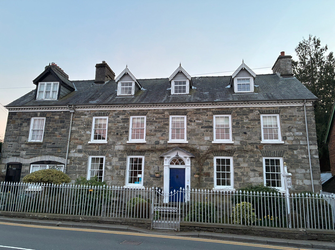 佩拉里屋民宿主图