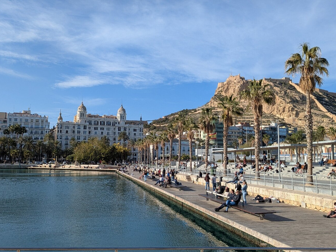Puerto Deportivo-阿利坎特省必去景点