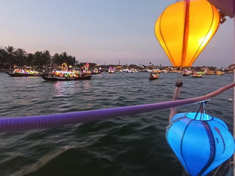 Onion Phi Tours Hoi An-会安必去景点