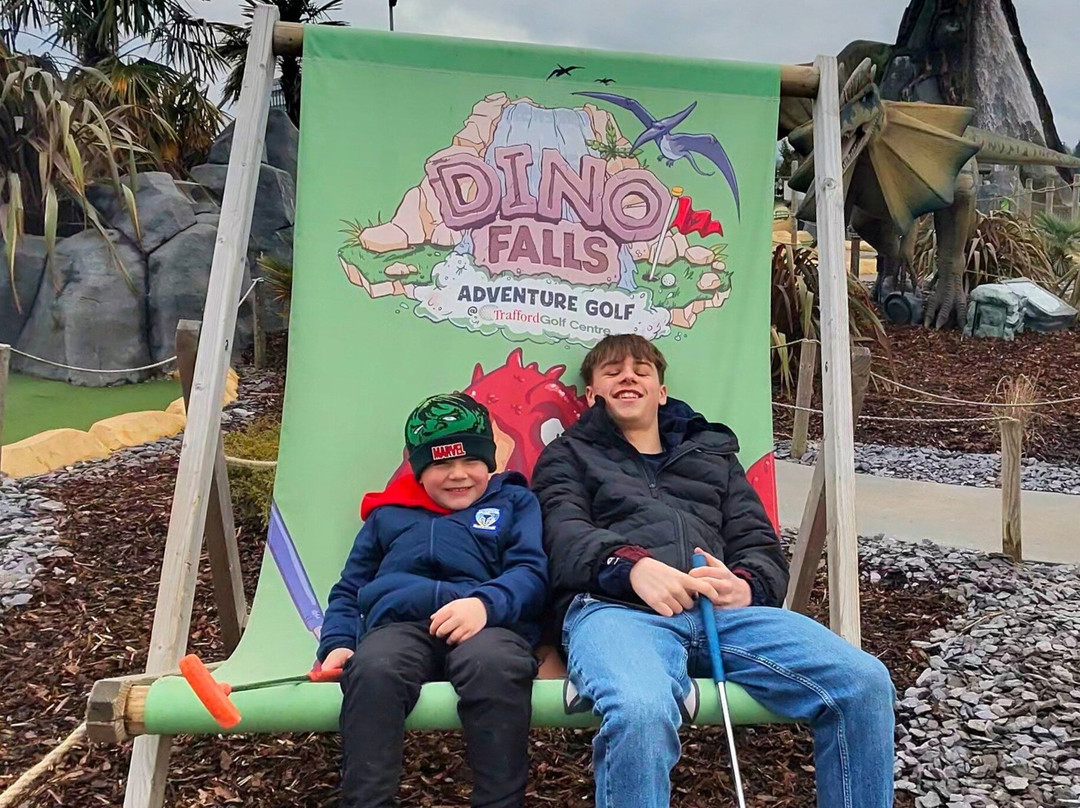 Dino Falls Adventure Golf-Trafford Park必去景点