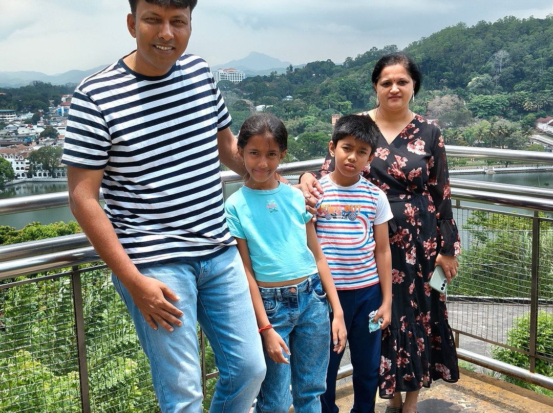 Ceylon Travel Hiru Paba-Kuruwita必去景点