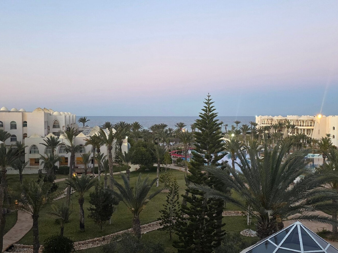 杰尔巴哈斯尔珍贵塔拉索 Spa 酒店主图