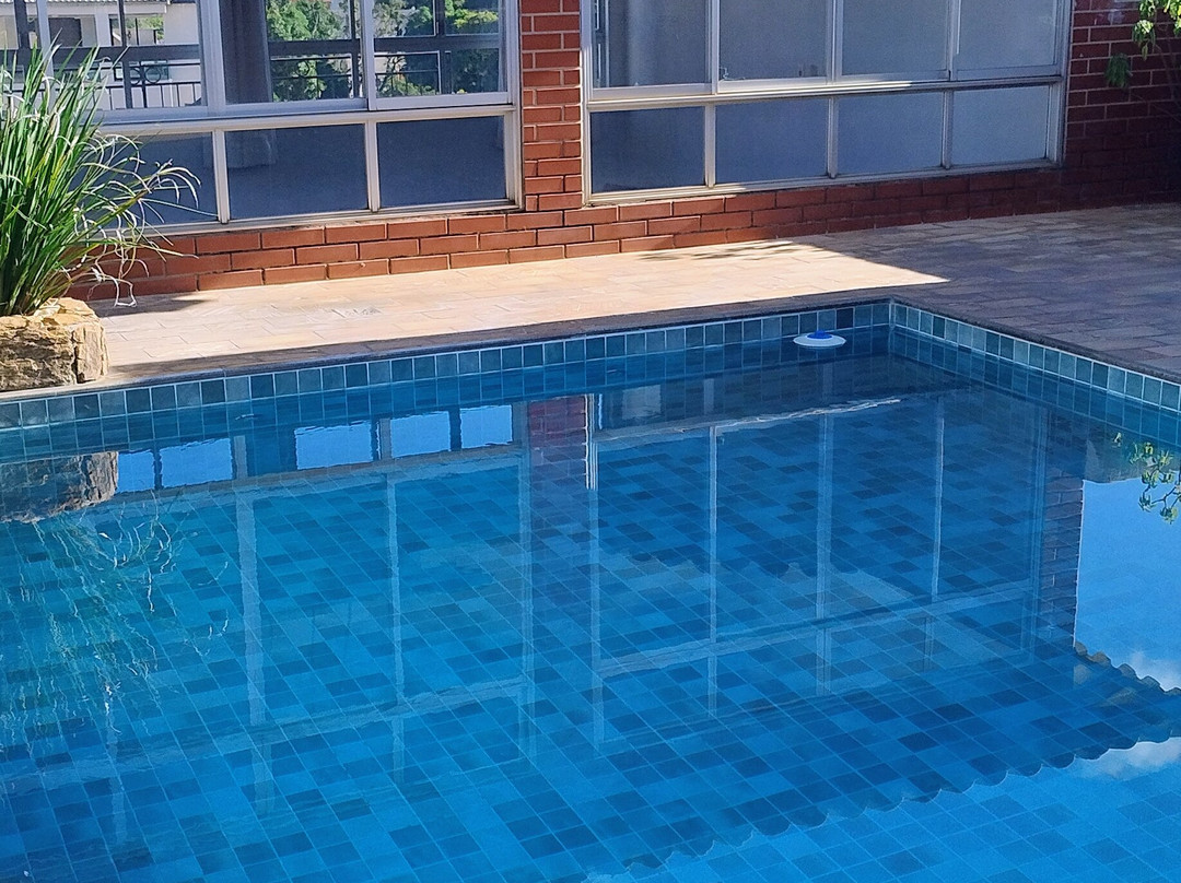 乌巴恩萨广场酒店主图