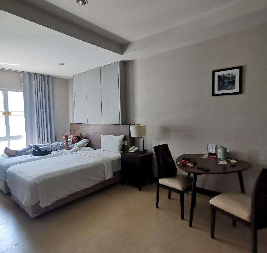 J. Park Hotel主图