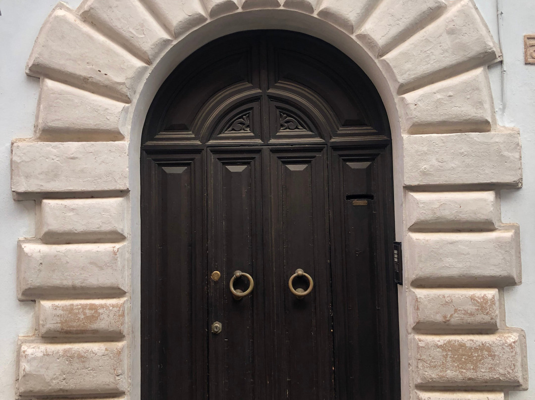 Palazzo Ciccaglia-Trevi必去景点