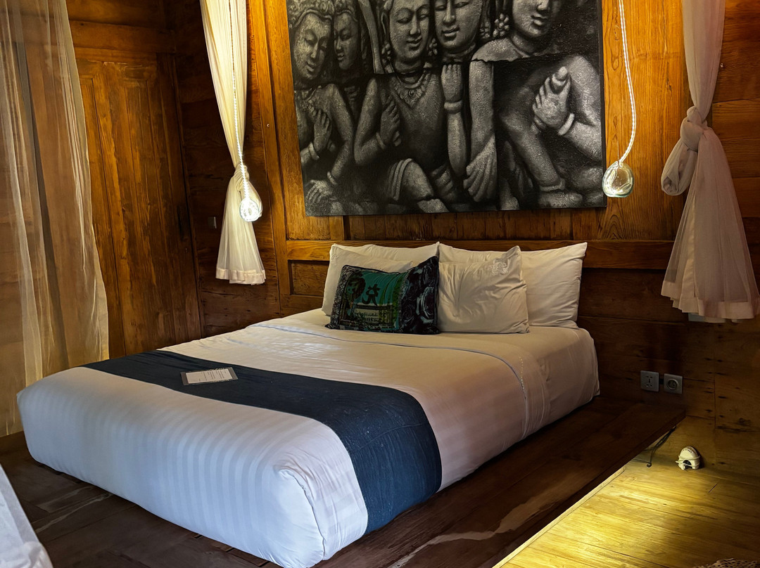 蓝色业力村主图