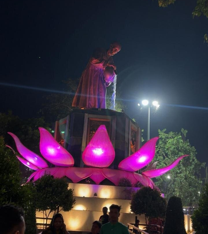 Sri Shirdi Sai Baba Temple-舍尔第必去景点