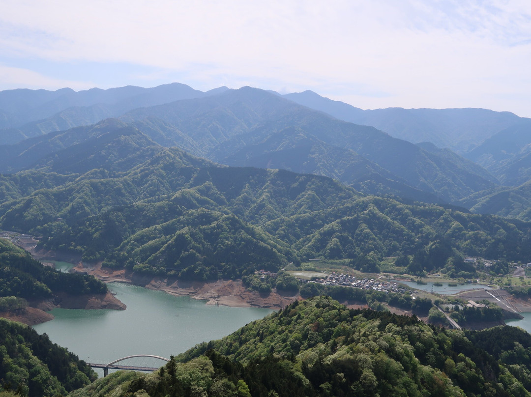 Lake Miyagase-清川村必去景点